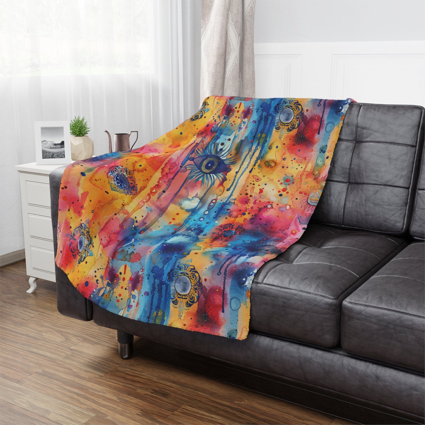 Hamsa right Aura. Cozy Artistic Microfiber Blanket.