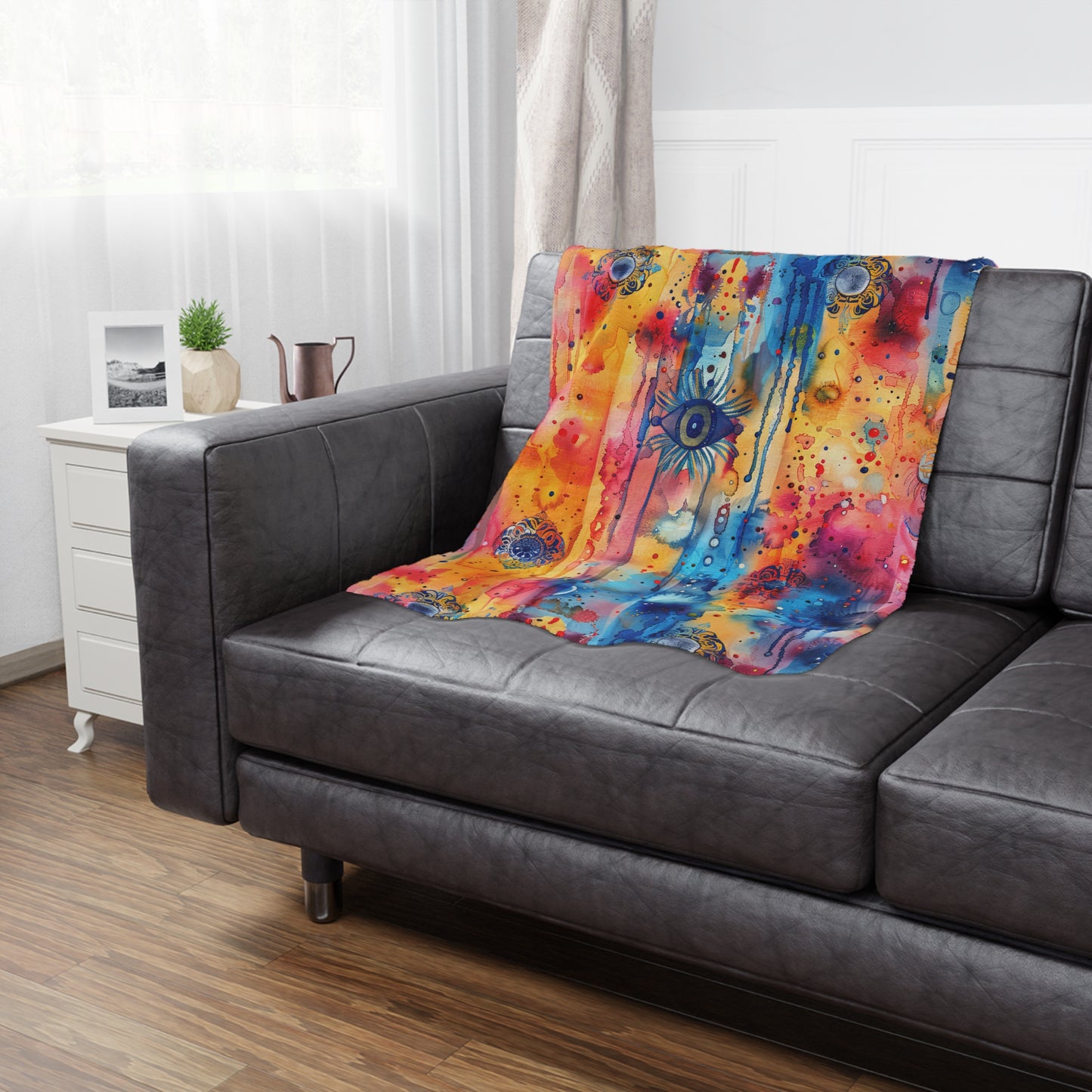 Hamsa right Aura. Cozy Artistic Microfiber Blanket.