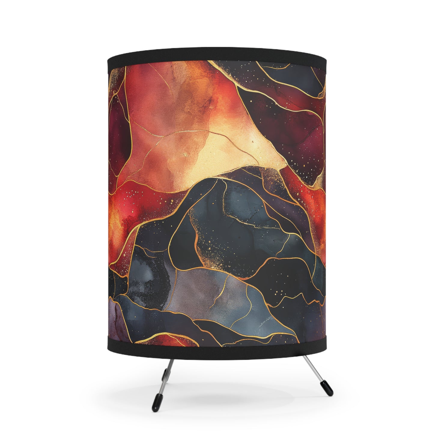 VelvetCherry. Modern Tripod Lamp