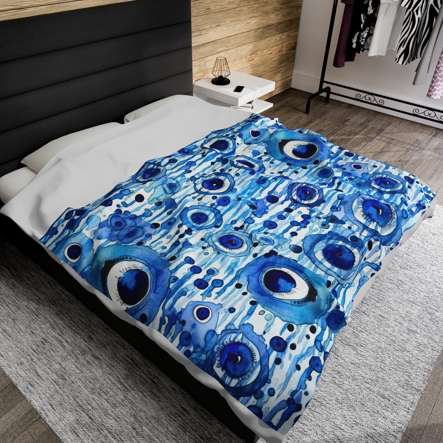 Portentous Pupil. Velveteen Plush Blanket.