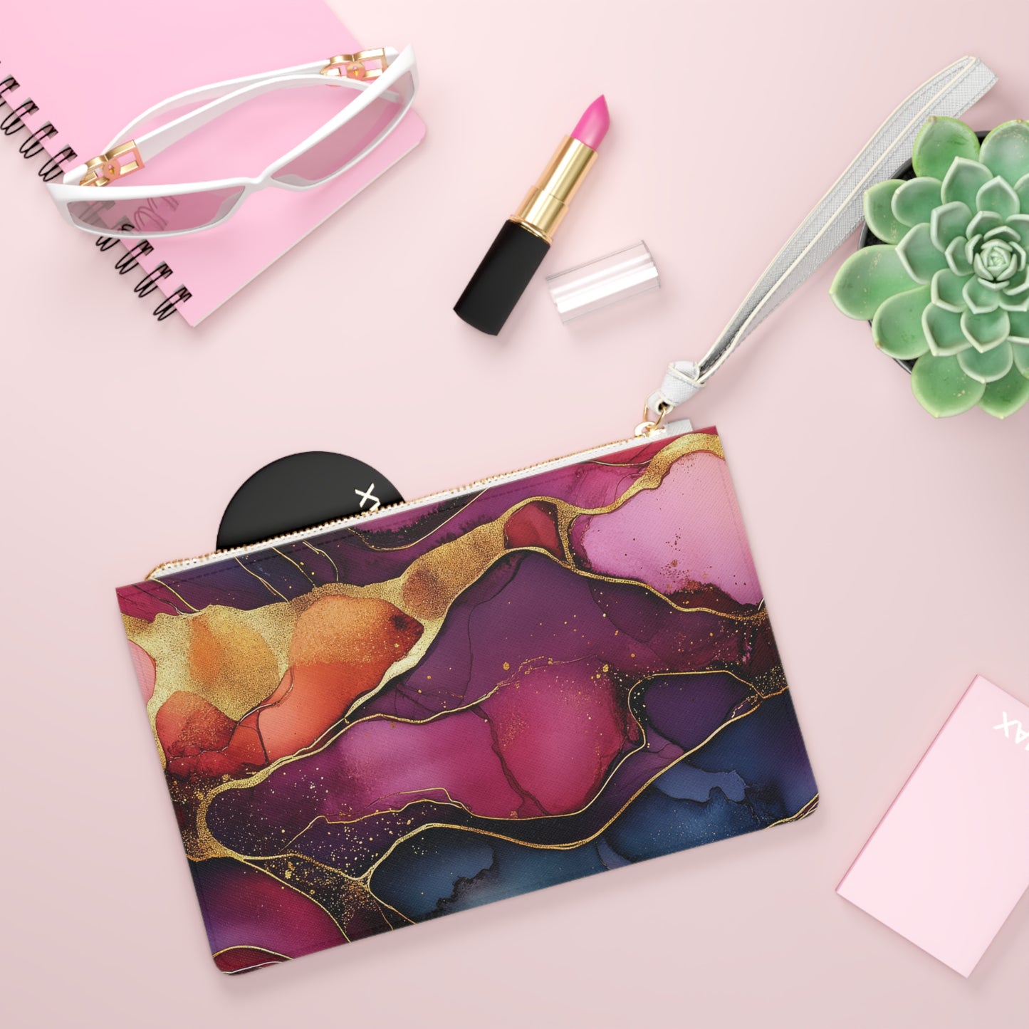 CherryRoyal.- Stylish Accessory for Every Occasion